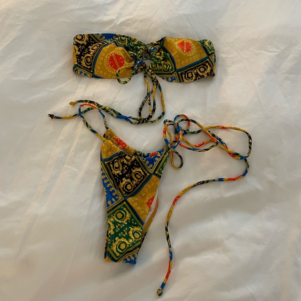Bandeau Bikini